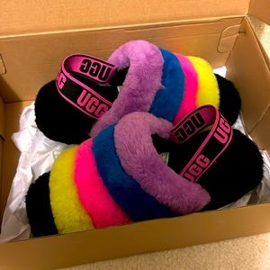 New UGG fluffy furry slippery multi color black pink Authentic size 7 women’s